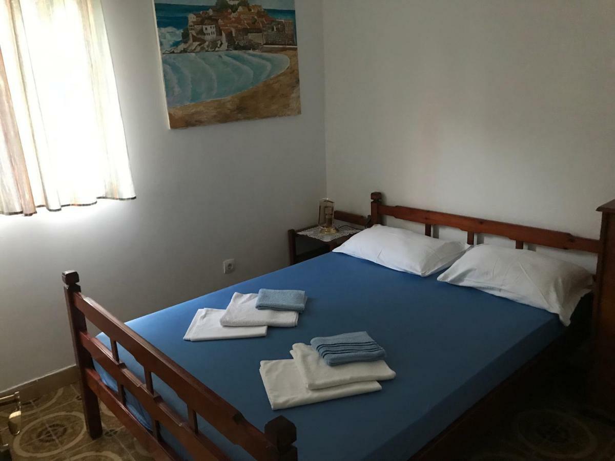 Miron Apart&Rooms Rafailovici Exterior foto